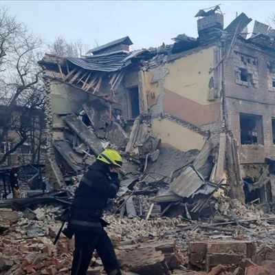 Ukrayna: Rusya, İHA ile Mariupola zehirli madde attı