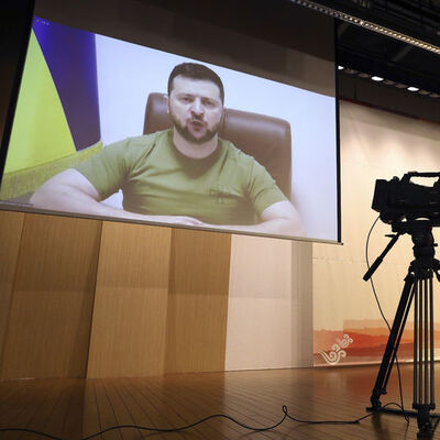 Zelenskiy: Rusya yeni saldırı için on binlerce asker topluyor