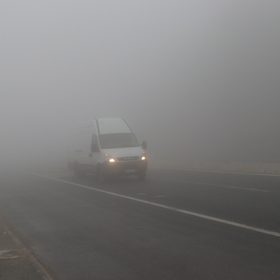 Bolu Dağı'na sis perdesi! Görüş mesafesi 10 metreye düştü