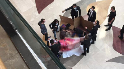 Bebek bekliyordu! AVM'de kan donduran ölüm!