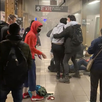 New York'ta metro saldırganının yanında oturan adam yaşadıklarını anlattı