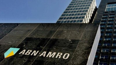 Hollandalı bankadan 'köle ticareti' özrü