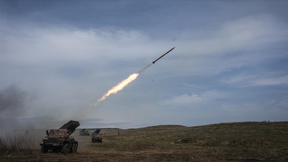 Ukrayna Rus kruvazör gemisini vurdu mu? Rusya'dan açıklama