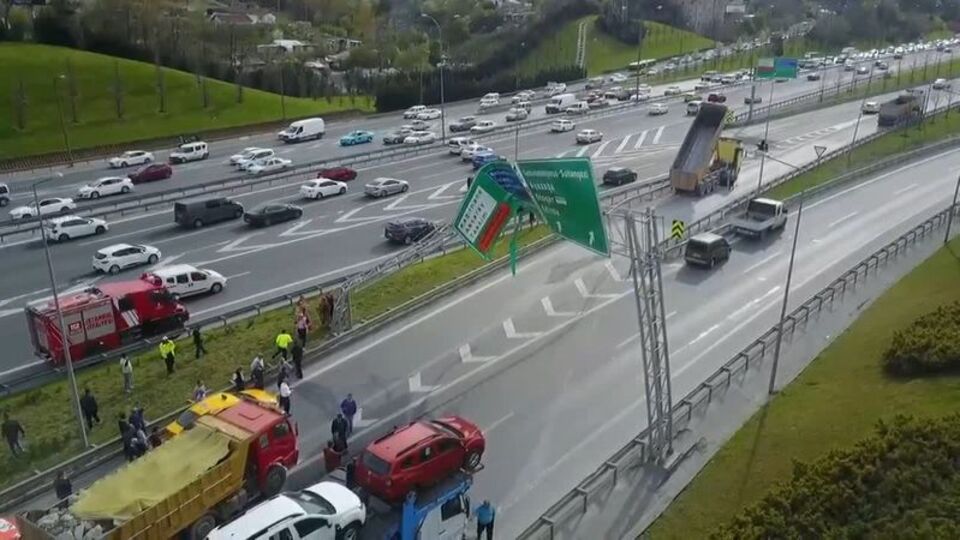 Seyrantepe'de damperli kamyon faciası! Yol kapandı