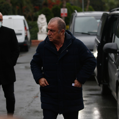 Sessizliğini bozdu!