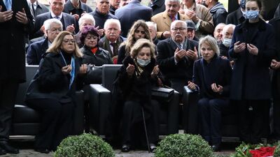 Turgut Özal için İstanbul'da anma töreni yapıldı