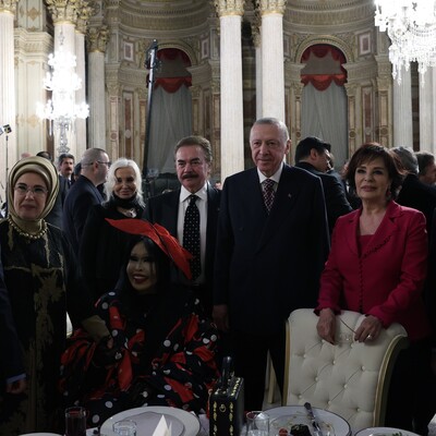 Cumhurbaşkanı Erdoğan sanatçılarla buluştu