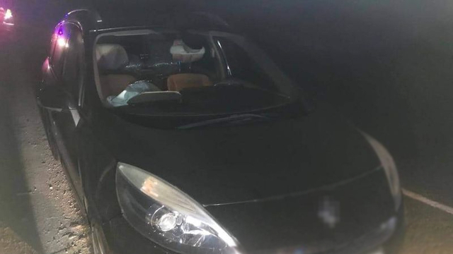Karadeniz Sahil Yolu'na kaya parçaları düştü, ulaşım durdu