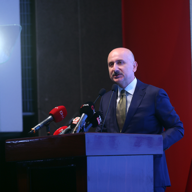 'Fosil yakıt yerine alternatif enerji artacak'