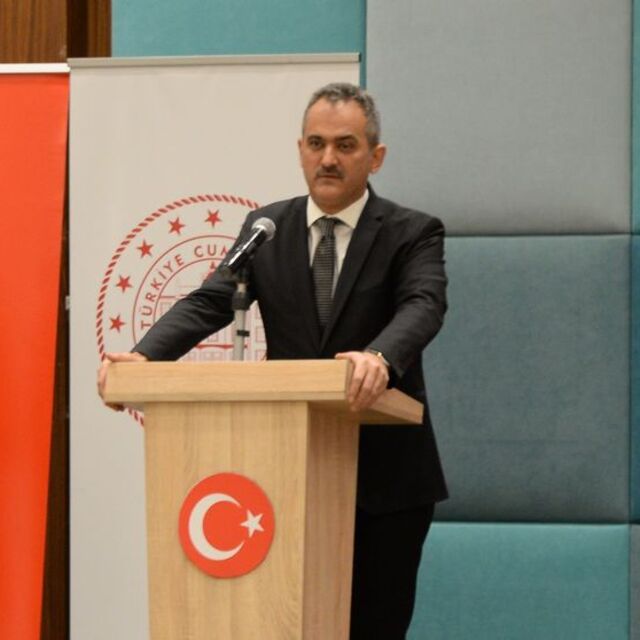 "Kız çocuklarının eğitimle ilgili sorunu kalmadı"