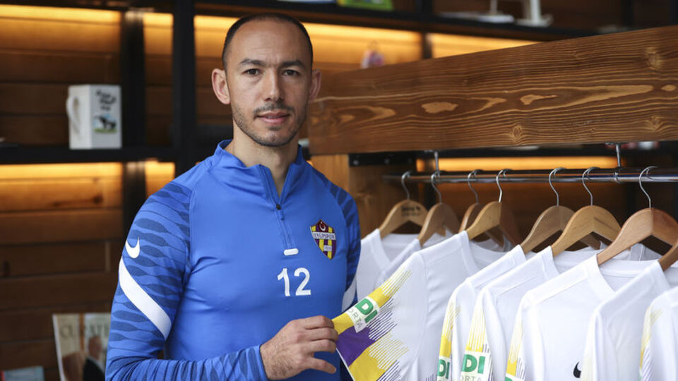 Umut Bulut devam edecek!