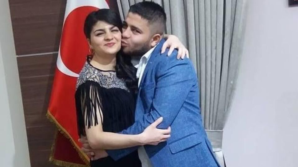 23 yaşında 2 çocuk annesiydi! Sokakta vahşet!