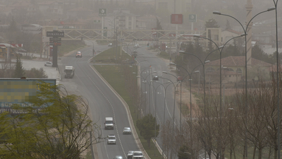 Çöl tozu hava kalitesini bozdu! 3 kentte tehlikeli değerler
