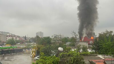 'Gizemli ev'in yanından dumanlar yükseldi!