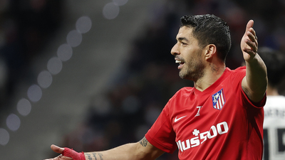 Suarez için yeni iddia! Kararını veriyor...