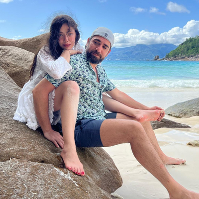 "Senin olduğun her gün şölen!"