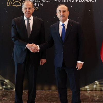 Dışişleri Bakanı Çavuşoğlu, Rus mevkidaşı Lavrov ile görüştü