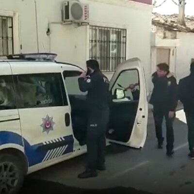 64 yaşındaki kadın ölü bulundu, arkadaşı gözaltında