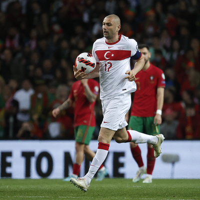 Kral için flaş iddia!