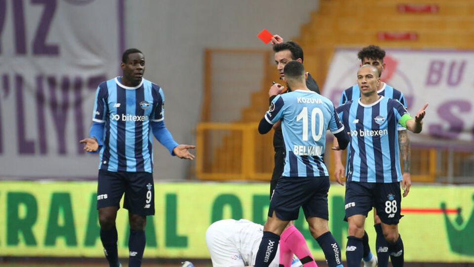 Balotelli'nin cezası açıklandı