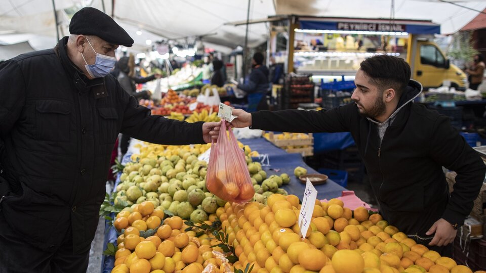 Tüketici güveninde tarihi dip