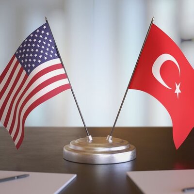 23 Nisan ABD'de altı belediye tarafından kabul edildi