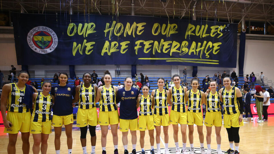 Fenerbahçe seride öne geçti