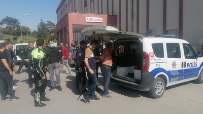 Baba ve oğlu, sağlık çalışanını darbetti!