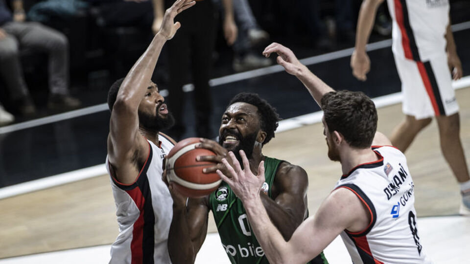 Beşiktaş Icrypex, Daçka'yı devirdi