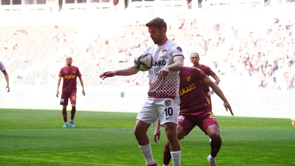 Penaltıyı dışarı attı; o anı anlattı