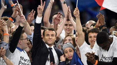 Emmanuel Macron: Siyasetin dışından başlayıp, cumhurbaşkanlığına ilerleyen yolda neler oldu?