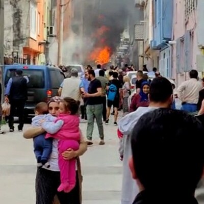 Bursa'da tek motorlu uçak düştü!