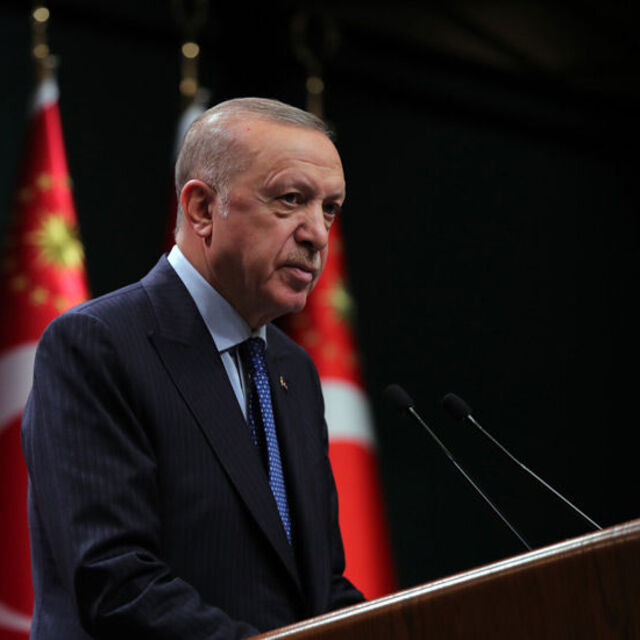 Cumhurbaşkanı Erdoğan açıkladı! Kapalı mekanda maske zorunluluğu kalktı