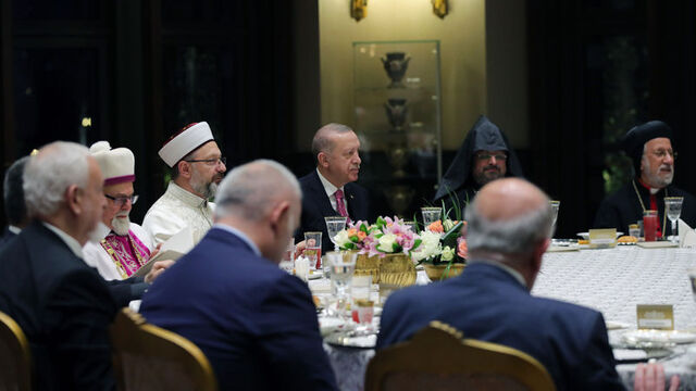 Cumhurbaşkanı Erdoğan'dan dini azınlık temsilcileriyle iftar