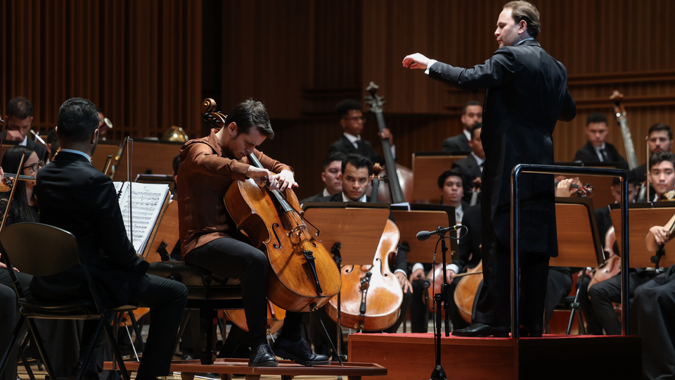 İş Sanat'ta Mayıs bayram neşesiyle başlıyor