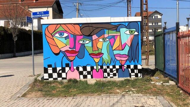 Trafolar kadınlar için tuvale dönüştürüldü