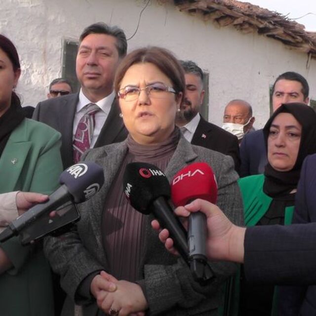 Bakan'dan öldürülen genç kızın ailesine ziyaret