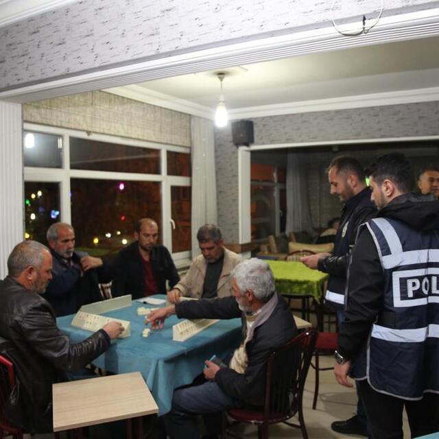Kumar operasyonu! 20 gözaltı 279 yakalama