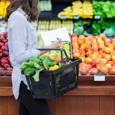 İngiliz marketler fiyatları sabitliyor