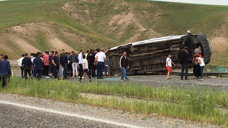 Diyarbakır'da can pazarı! 4'ü ağır 11 yaralı