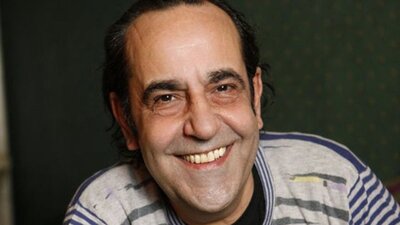 Özkan Uğur'dan üzücü haber