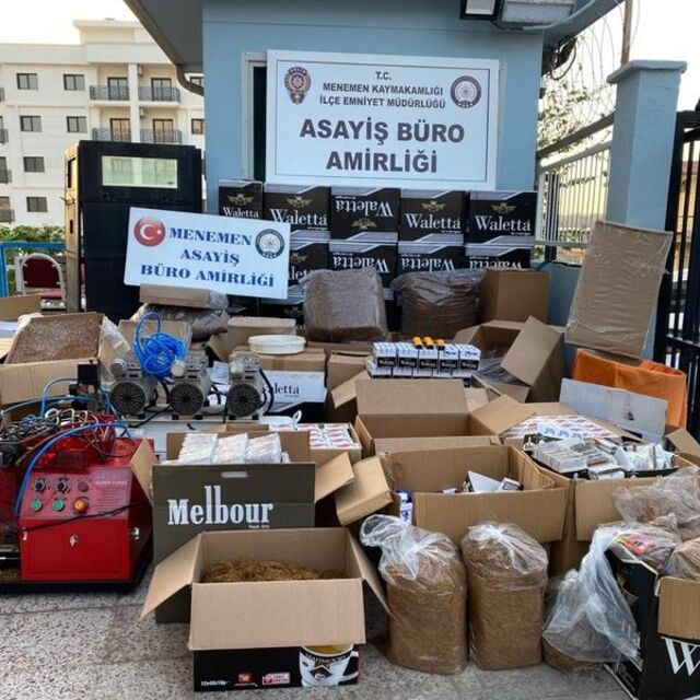 İzmir'de 239 kilogram kaçak tütün ele geçirildi