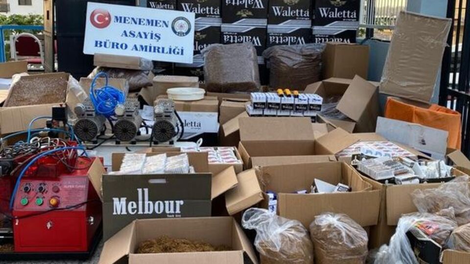 İzmir'de 239 kilogram kaçak tütün ele geçirildi