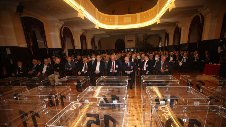 Elmas ve yönetimi Divan'a katılmadı