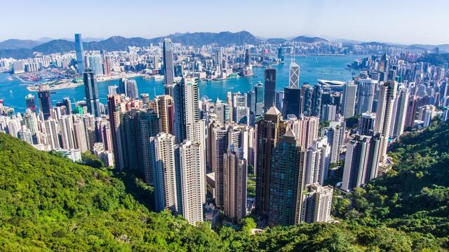 Hong Kong ekonomisi yüzde 4 daraldı