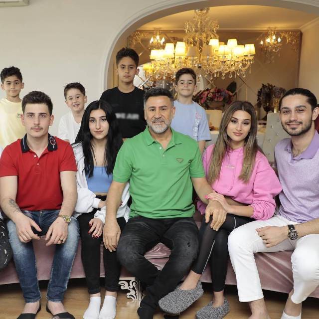 9 çocuklu bayram