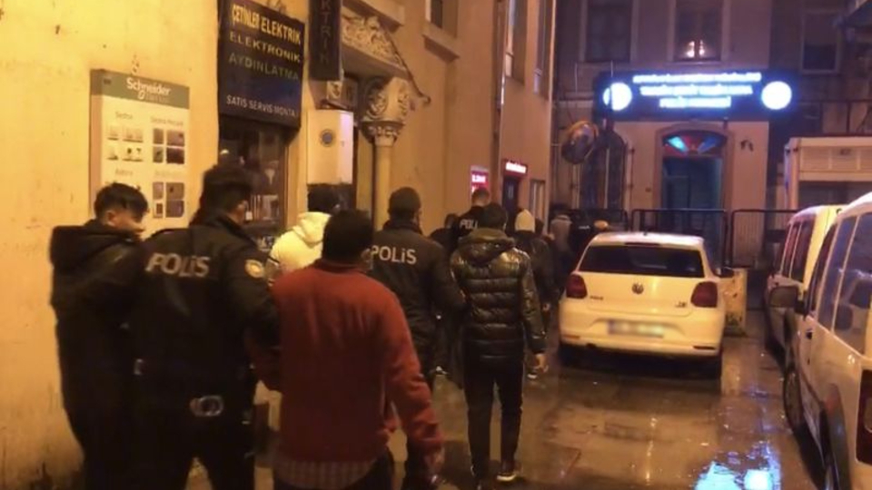 İstanbul'da 582 düzensiz göçmen yakalandı