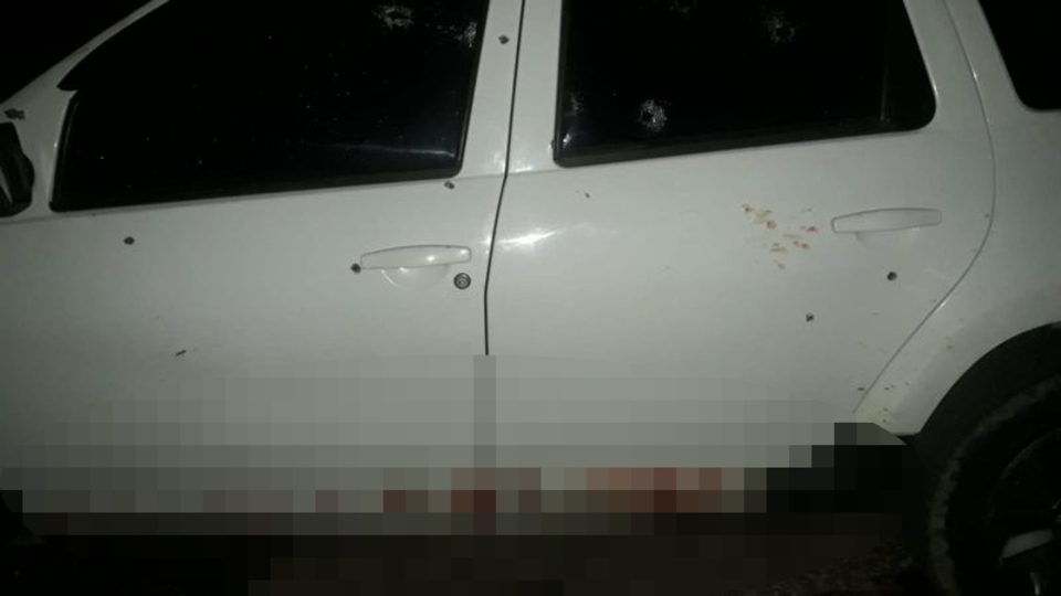 Otomobile silahlı saldırı: 2 ölü, 3 yaralı