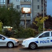 Evinde başından vurulan kadın öldü