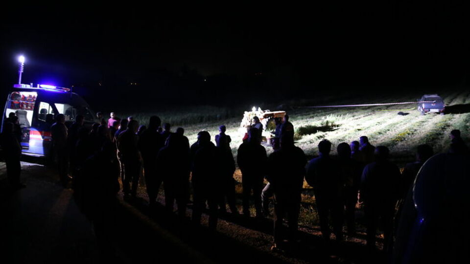 Makineden fırlayan taş, hayattan kopardı